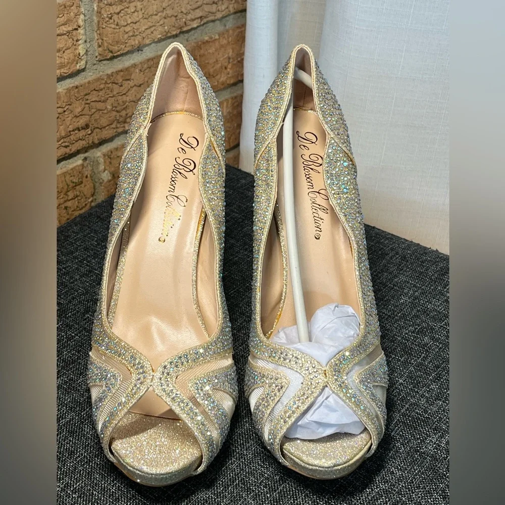 De Blossom Barbara Rhinestone Peep Toe Heels Gold Formal Wedding Size 9 NEW